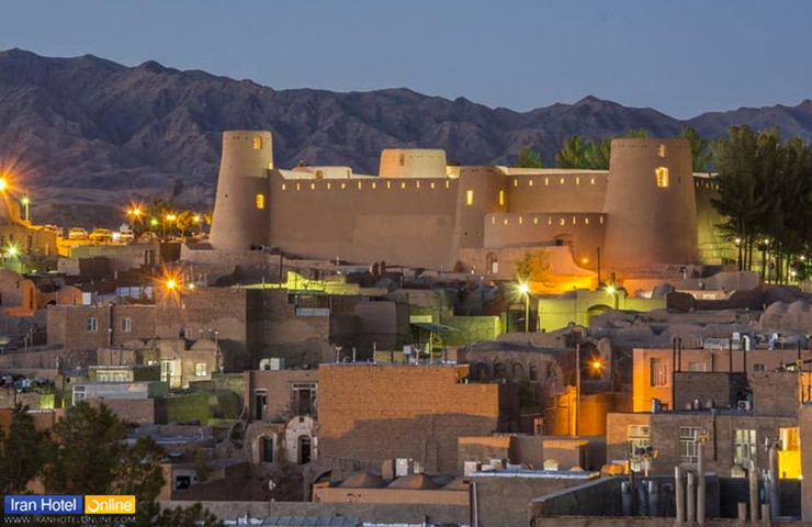 تصویری زیبا از شهر بیرجند در شب