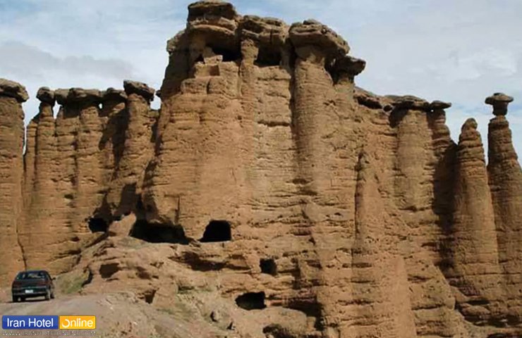 عکسی از بنای تاریخی قلعه پیروز گت چابهار