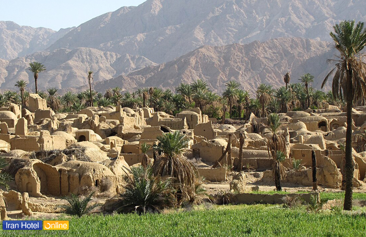 روستای زیبا و سرسبز اصفهک با بافت سنتی و قدیمی در دل کویر