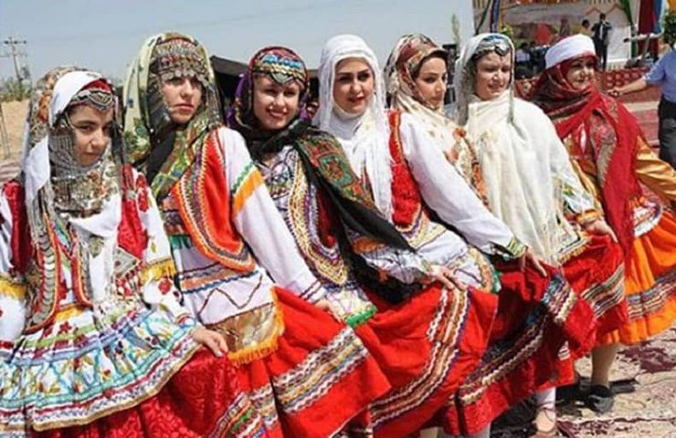 لباس زنانه کرمانج و کردهای خراسان شمالی