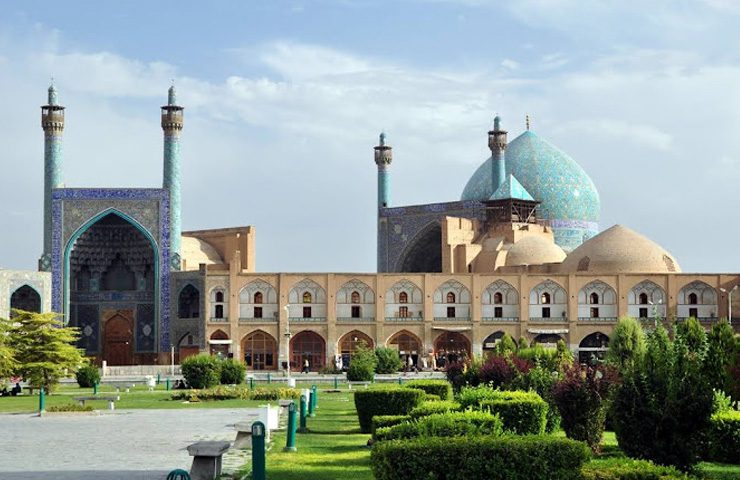 مسجد امام از جاذبه های اصفهان