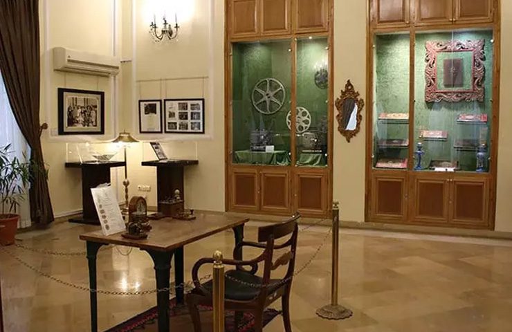 موزه اسناد و آلبوم های سلطنتی سعد آباد