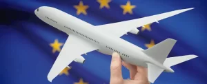 به گفته ی اتحادیه اروپا شرکت های هواپیمایی ملزمند تا تغییر در ساعت پرواز را به مسافران اطلاع دهند