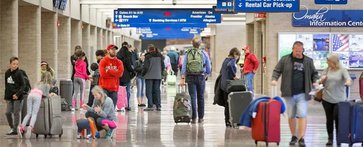 سه روش برای كمك كردن به مسافرانی كه قبل از پرواز از داخل ترمینال فرودگاه می خواهند تجاربی ویژه بدست بیاورند