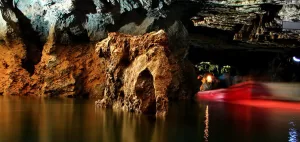 غار علیصدر همدان بزرگترین غار آبی جهان