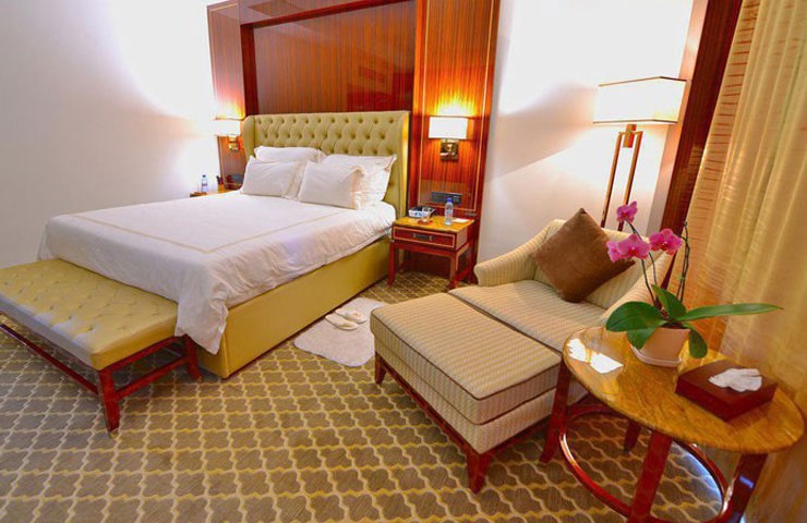 اتاق دبل همراه با تخت تاشو هتل داریوش کیش 