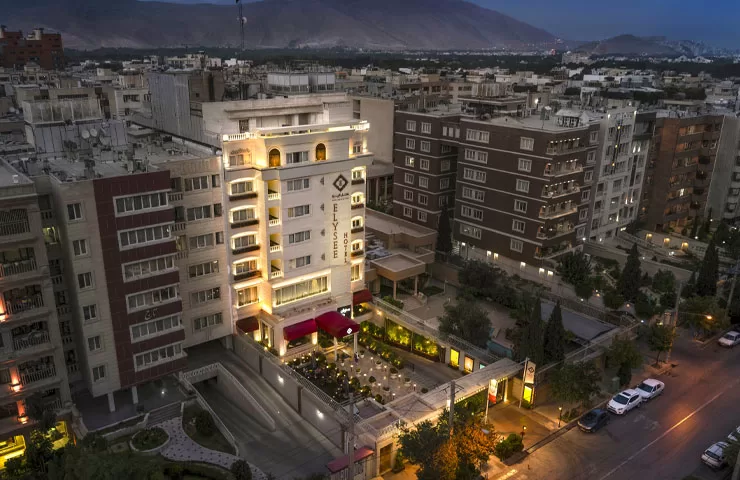 نمای ساختمان هتل الیزه شیراز