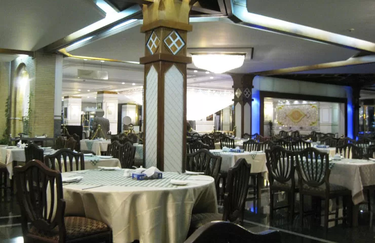 رستوران هتل لاله تهران