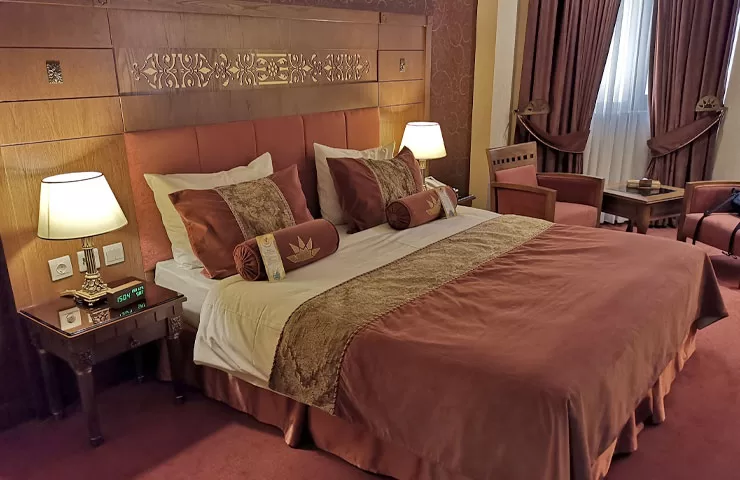 سوئیت دبل هتل زندیه شیراز