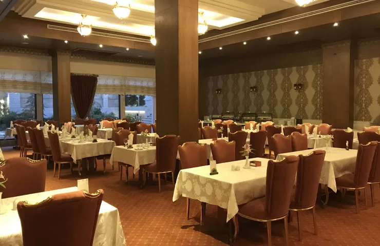 رستوران هتل زندیه شیراز