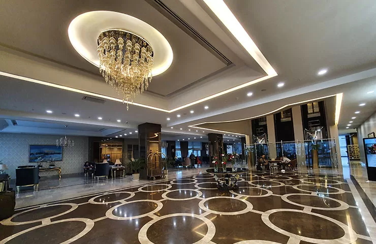 لابی هتل لاله پارک تبریز