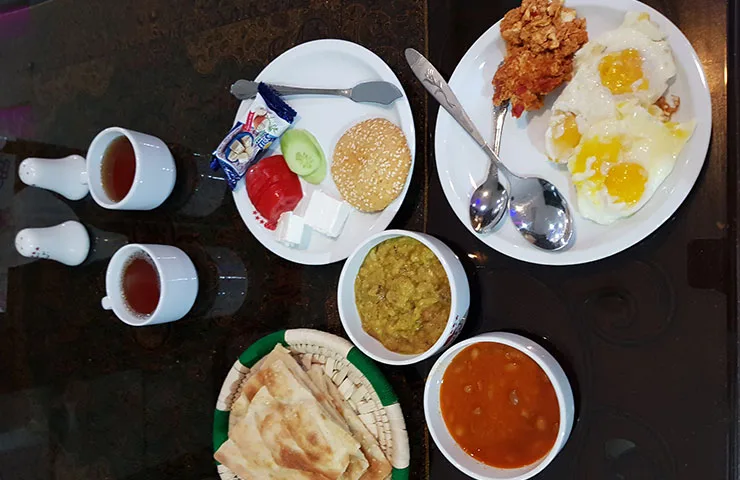 صبحانه هتل پلاس بوشهر