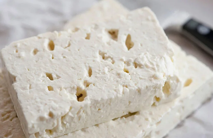 پنیر تبریزی، معروف‌ترین سوغاتی شهر تبریز