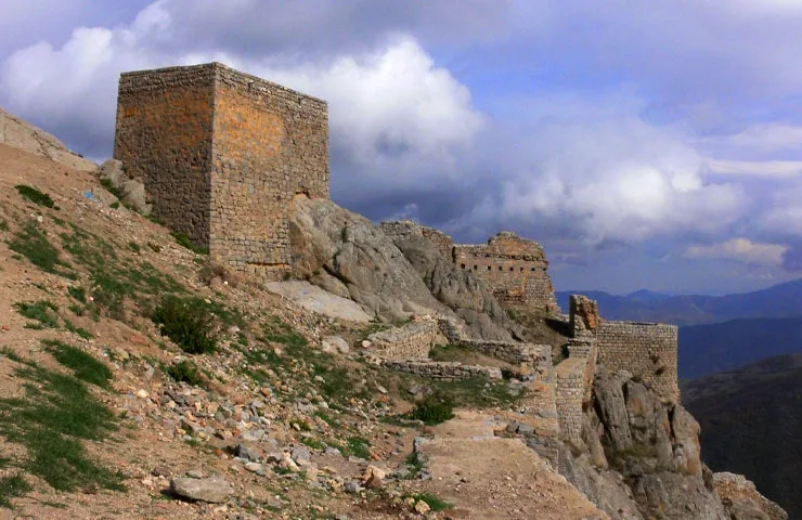 تاریخچه قلعه بابک
