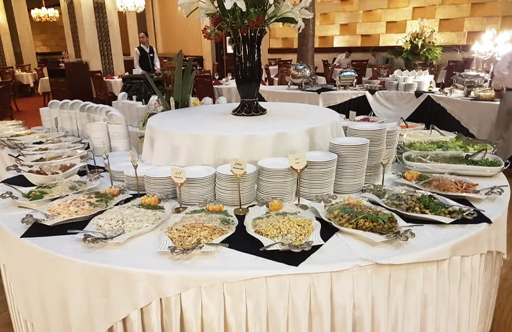 رستوران و سلف سرویس هتل درویشی مشهد