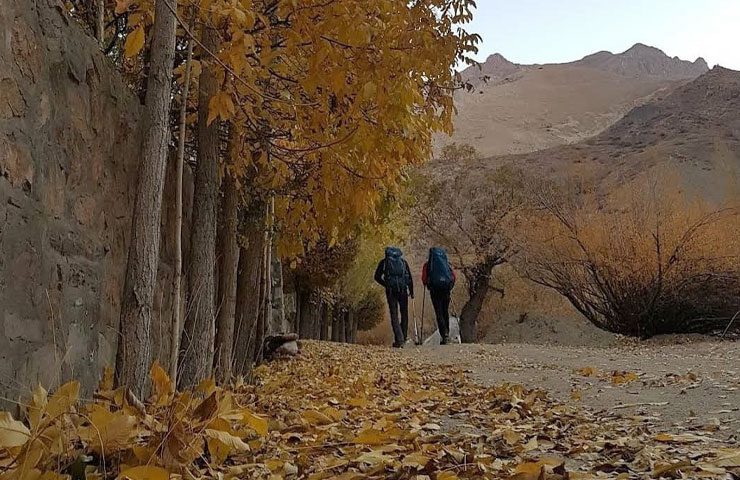 روستای آبنیک در پاییز