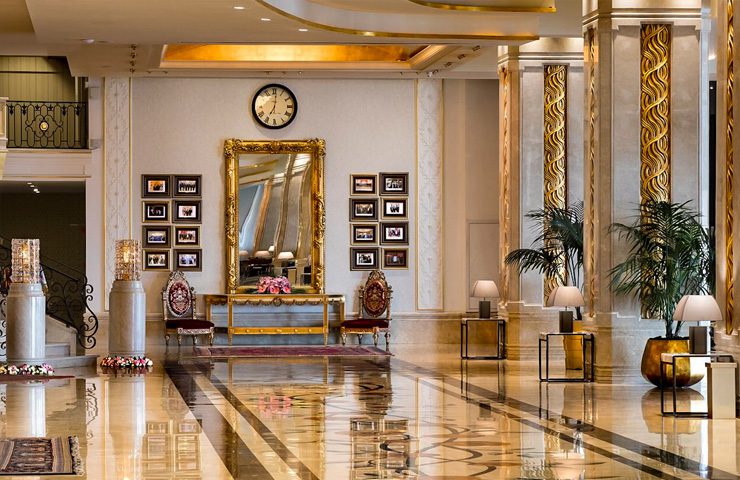 مالک هتل اسپیناس پالاس تهران کیست؟