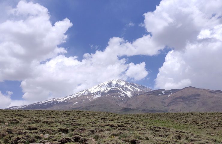 نمایش ابرها در طبیعت دره زمان