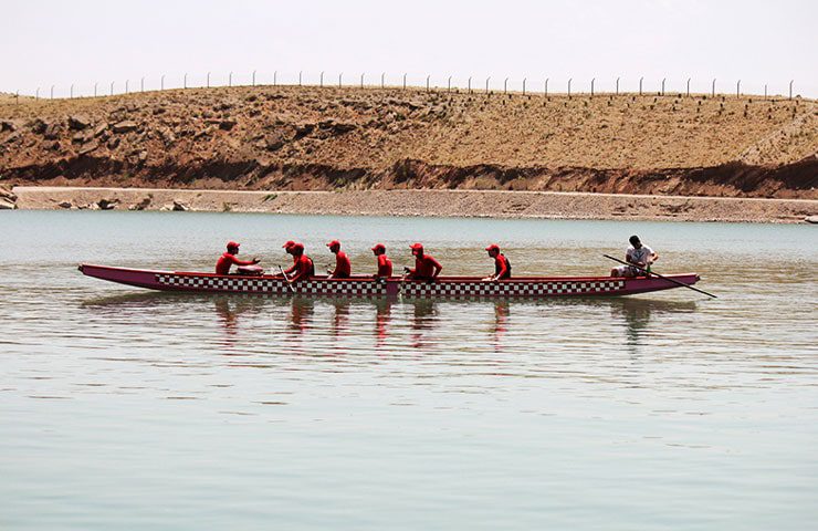 قایق سواری در سد امند