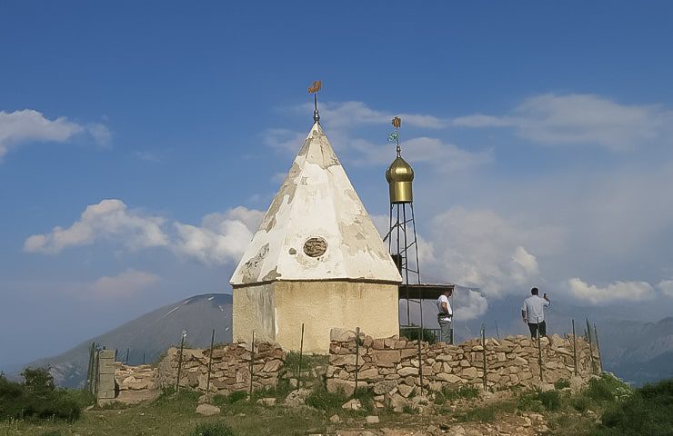 بقعه امامزادگان در فشکور 