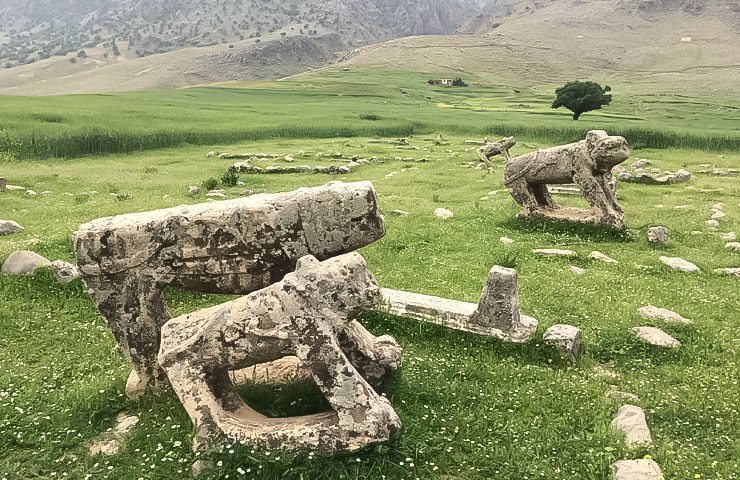 مجسم های سنگی در دشت سوسن ایذه