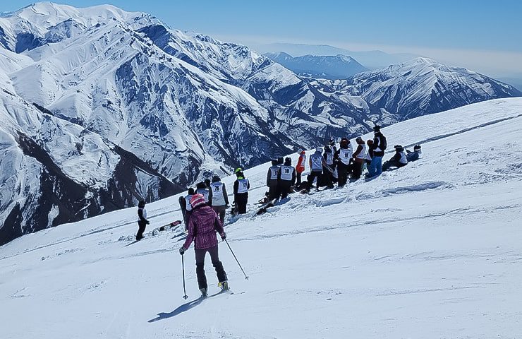 اسکی بازی در پیست دربندسر