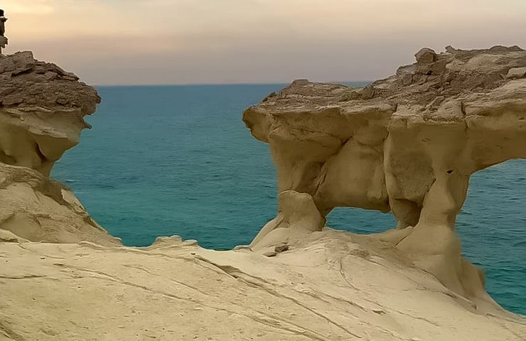 ساحل زیبای پنجره خلیج فارس 