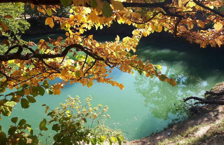 چشمه رامیان در پاییز 