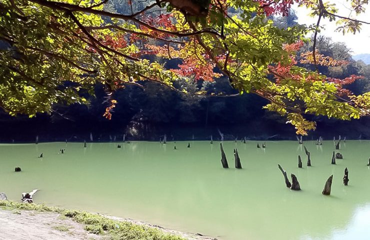 دریاچه چورت در پاییز