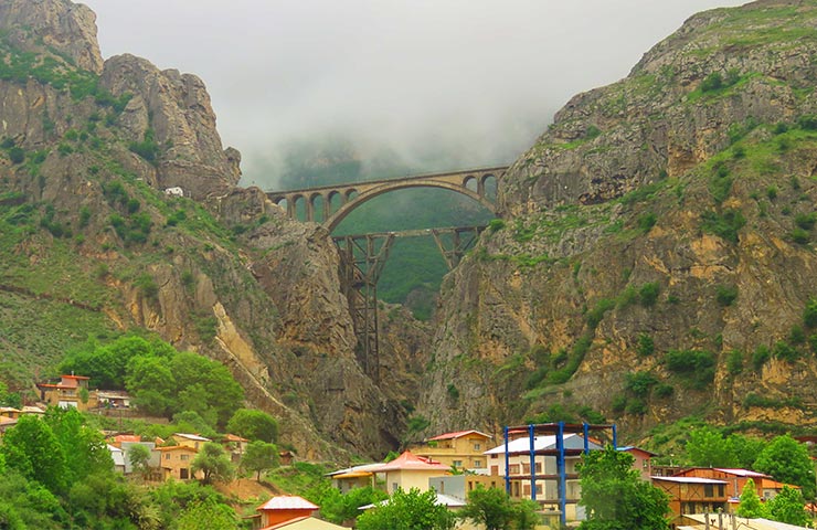 بهترین فصل سفر به روستای ورسک