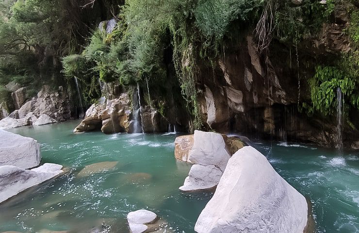 رودخانه روستای آب ملخ