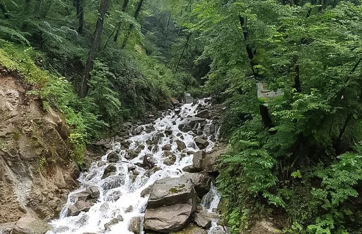 آبشار آب پری 