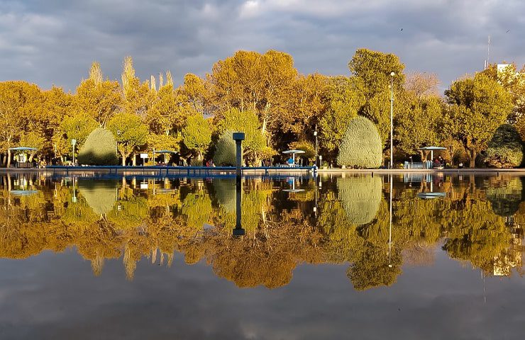 پارک لاله از مکان های تفریحی تهران