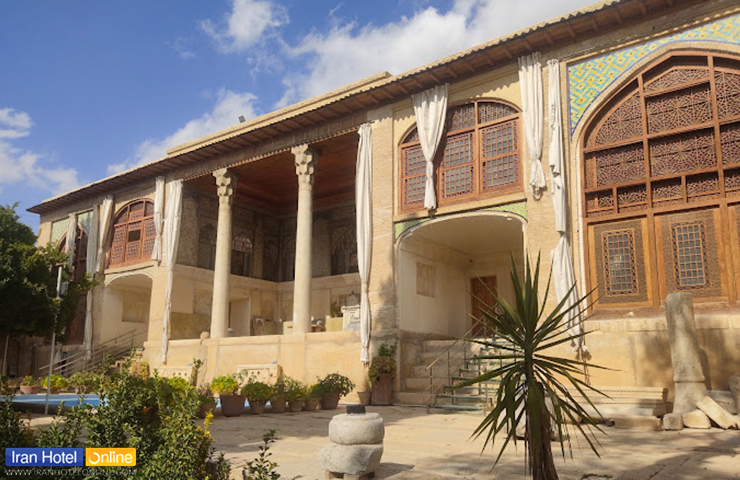 نمایی از ساختمان موزه سنگ و باغ هفت تنان شیراز