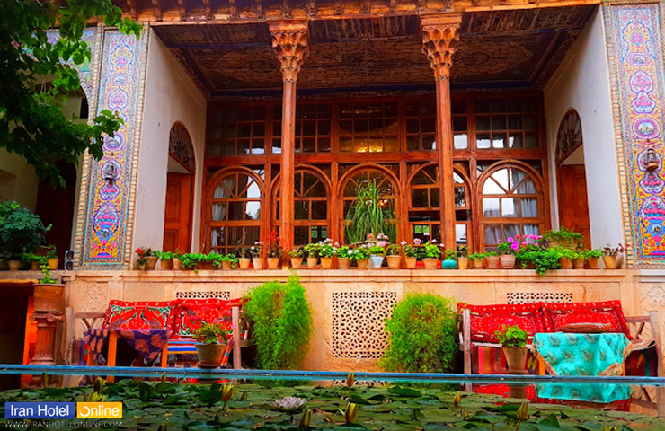 نمای رویایی و دلنشین خانه تاریخی منطقی نژاد و موزه موسیقی شیراز