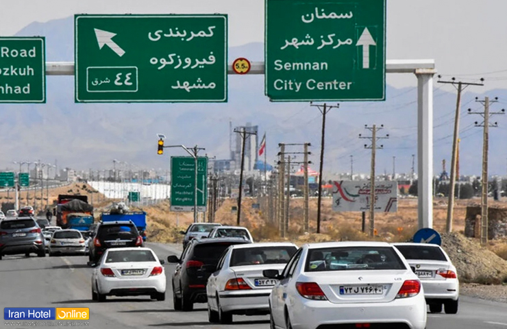 راهنمای سفر زمینی به مشهد؛ مسیری جذاب و بهیادماندنی 2 جاده مسیر تهران به مشهد از مسیر سمنان در یک روز شلوغ