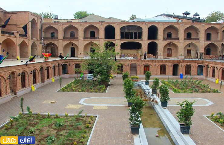 جاهای دیدنی قزوین، از الموت پر رمز و راز تا طبیعت چشمنواز 22 بنای زیبای چندطبقه با حیاط دلنشین و بزرگ مدرسه صالحیه