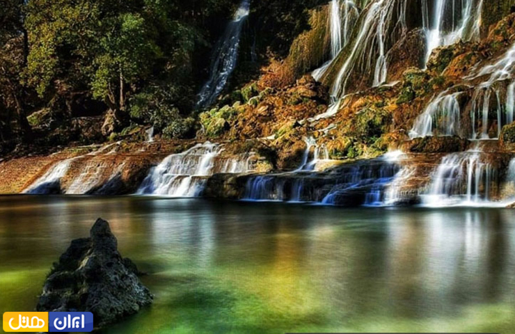 عکسی چشم‌نواز و جذاب از آبشار دوقلو زمرد آستارا