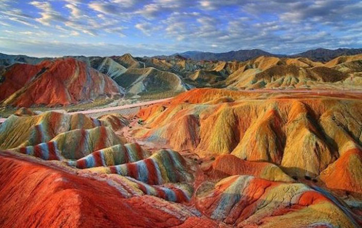 مکان های رنگارنگ دنیا