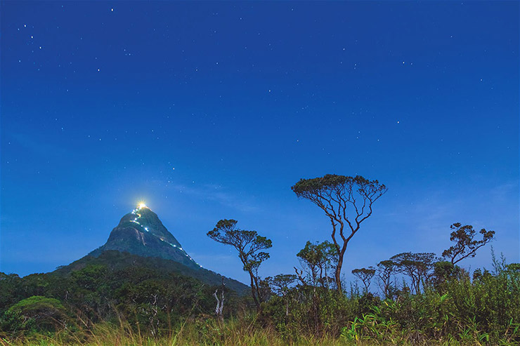 The sunrise hike: Adam’s Peak, Sri Lanka