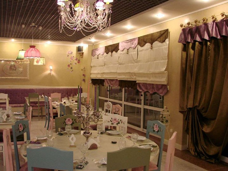 رستوران رویال استار