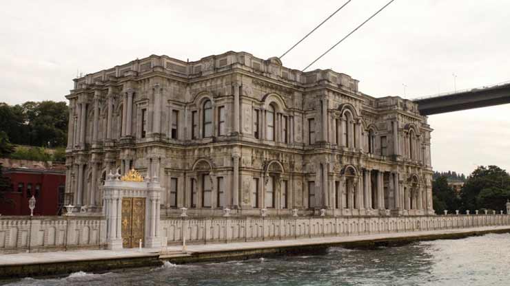 BEYLERBEYI PALACE