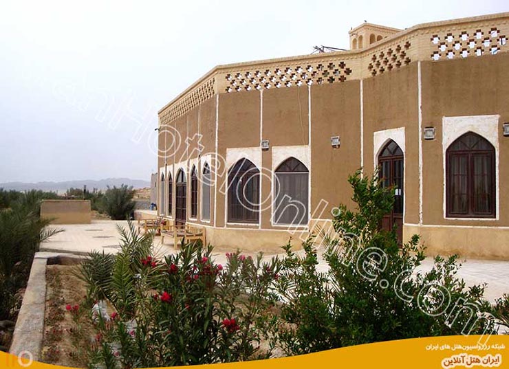 هتل سنتی یه تا خور و بیابانك