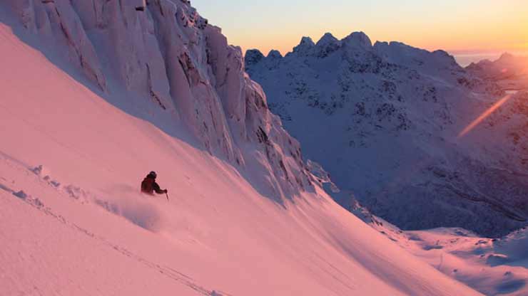 The impossibly pretty peaks of Norway