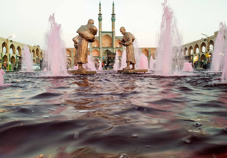 میدان امیرچخماق یزد