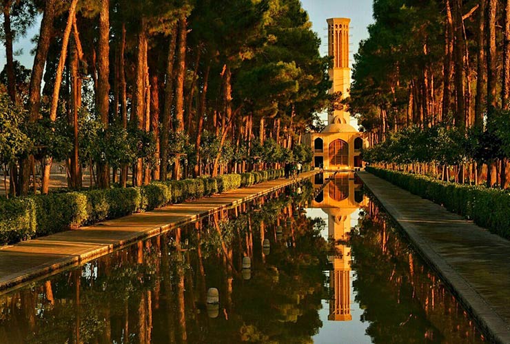 باغ دولت آباد یزد