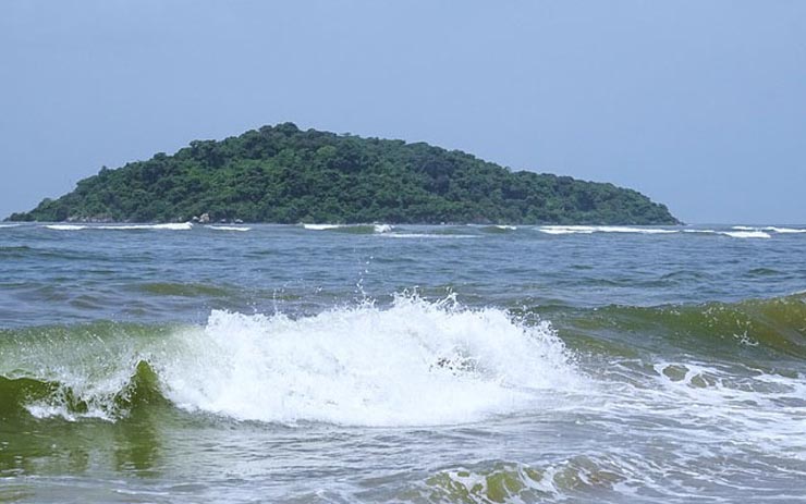 جزیره سنتینل شمالی در خلیج بنگال