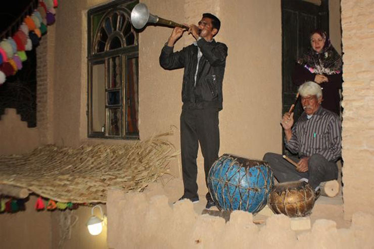 مراسم کلوخ اندازان یزد