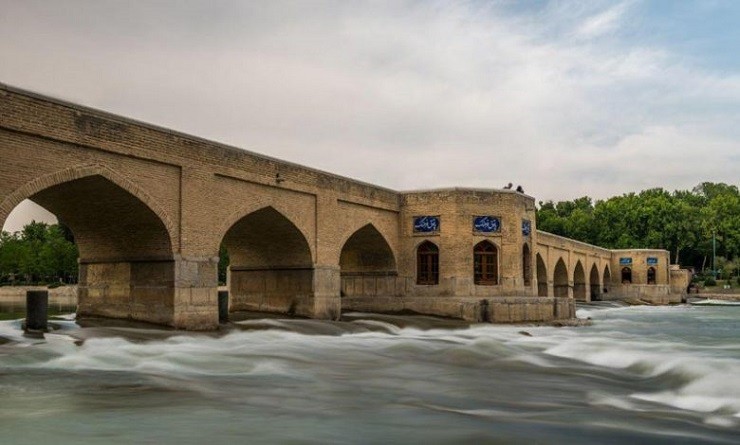 پل چوبی اصفهان 