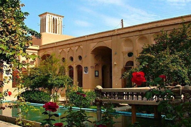 خانه لاری ها یزد